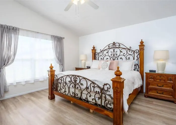 Spacious Vacation Home Near Disney W/ Private Pool- Perfect For Families!