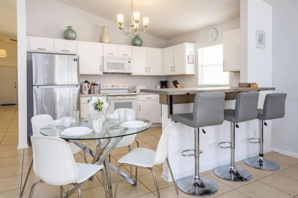 Hébergement de vacances Spacious Vacation Near W/ Private Pool- Perfect For Families!