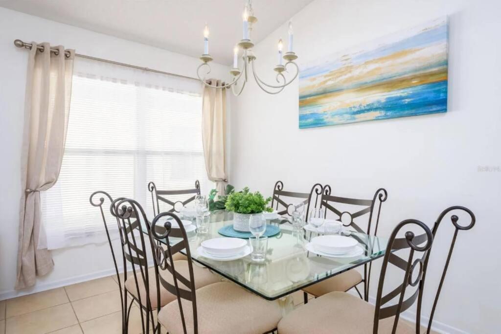 Hébergement de vacances Spacious Vacation Near W/ Private Pool- Perfect For Families! *