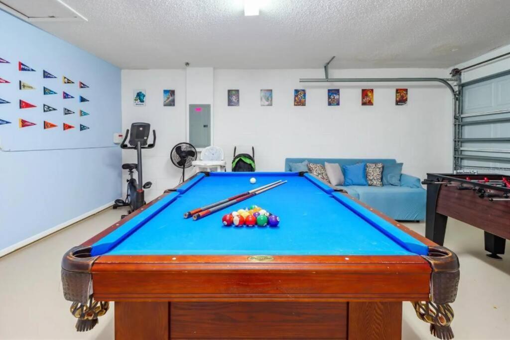 Spacious Vacation Near W/ Private Pool- Perfect For Families! Hébergement de vacances *