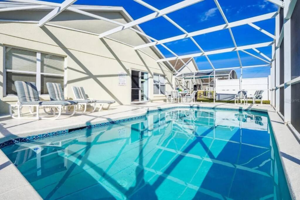 Spacious Vacation Near W/ Private Pool- Perfect For Families! *