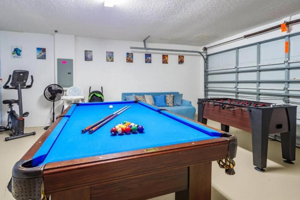 Spacious Vacation Near W/ Private Pool- Perfect For Families! *